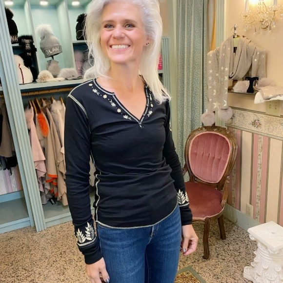 Meet your Posher, Laura - Picture 6 of 7